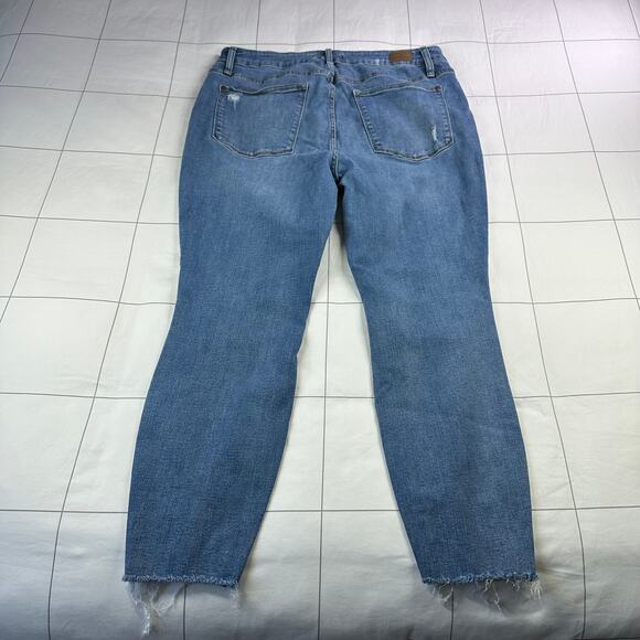 Judy Blue Jeans Womens 18W Skinny Fit Embroidered Flower Distressed Whiskering - Picture 2 of 13